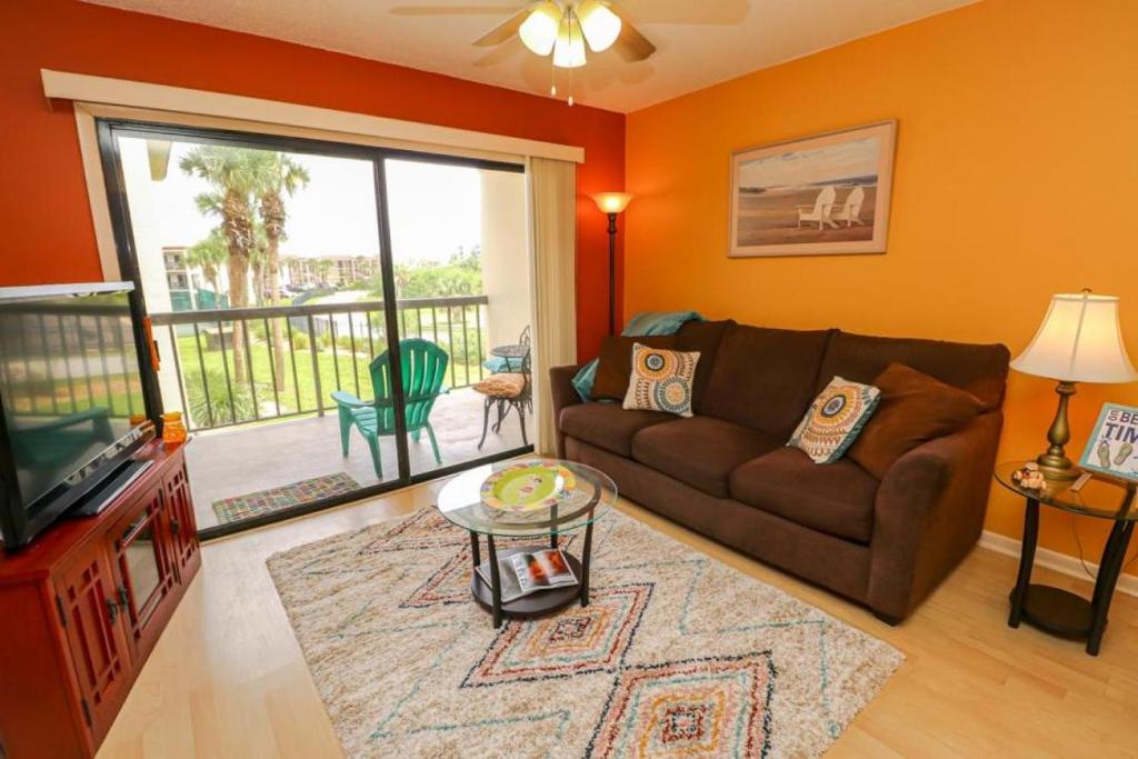 Ocean Village Club D25 - image 2