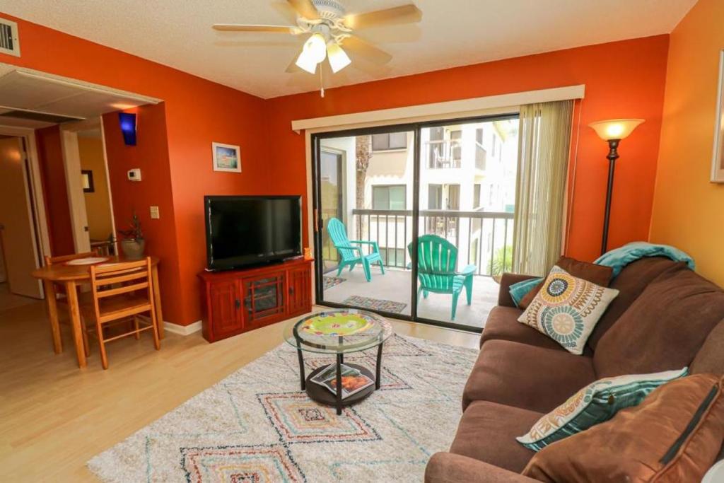 Ocean Village Club D25 - image 6