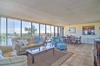 Treasure Island Resort Condo with Beach Access! - image 4