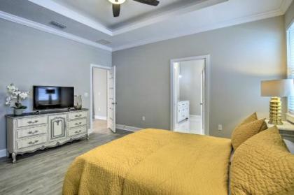 Upscale St Petersburg Escape Less Than half Mi to Central Ave - image 3