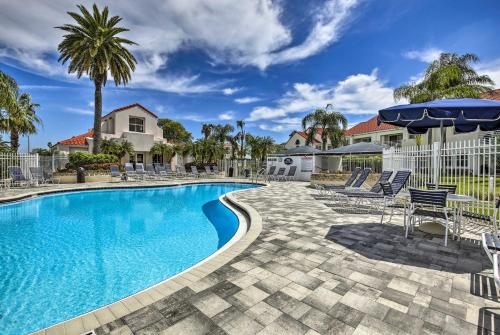 St Pete Condo with Heated Pool - 3 Miles to Beach - main image