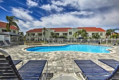 St Pete Condo with Heated Pool - 3 Miles to Beach - image 2