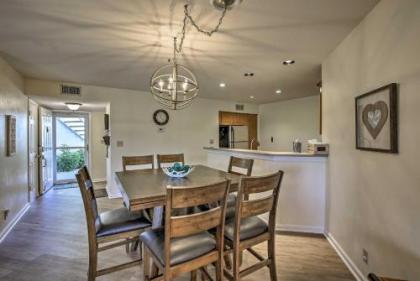 St Pete Condo with Heated Pool - 3 Miles to Beach - image 4