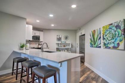 Modern Isla Del Sol Condo Walk to St Pete Beach! - image 2