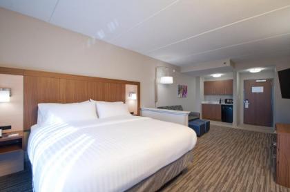 Holiday Inn Express Quantico - Stafford an IHG Hotel - image 9