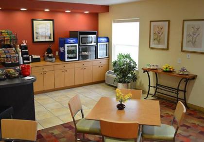 TownePlace Suites Stafford - image 13