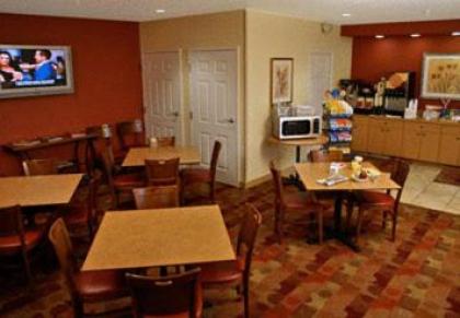 TownePlace Suites Stafford - image 4