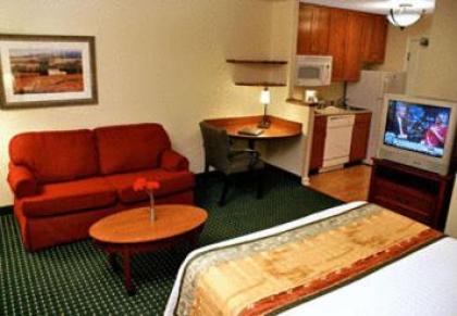 TownePlace Suites Stafford - image 8