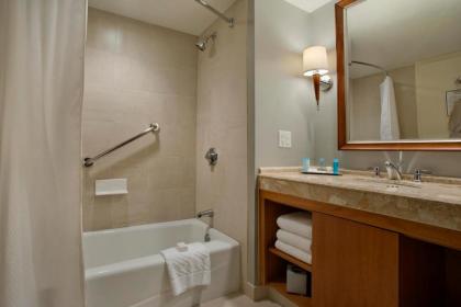 Hilton Stamford Hotel & Executive Meeting Center - image 5