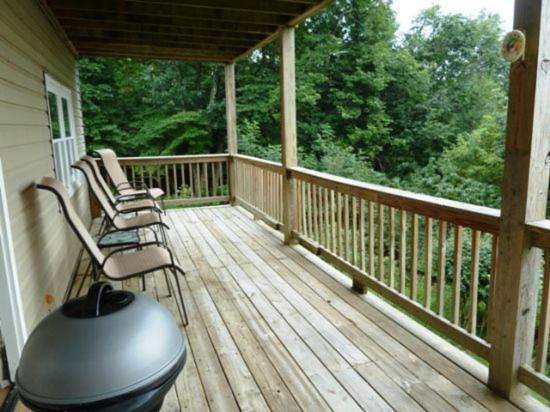 Mountain Roots Lodging - image 7