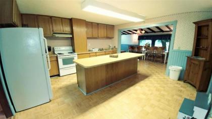 RB Ranch House - image 5