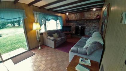 RB Ranch House - image 9
