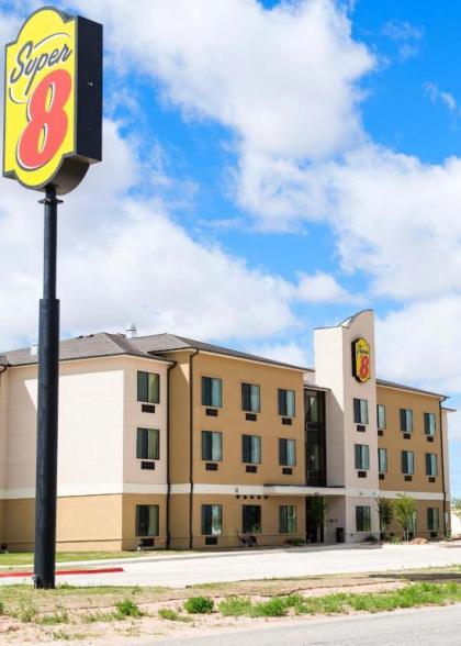 Super 8 by Wyndham Stanton - image 15