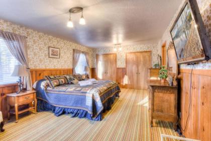 Zephyr Cove Cabin - image 9