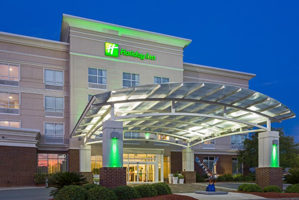 Holiday Inn Statesboro-University Area an IHG Hotel - main image