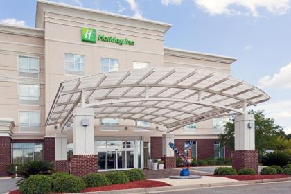 Holiday Inn Statesboro-University Area an IHG Hotel - image 2