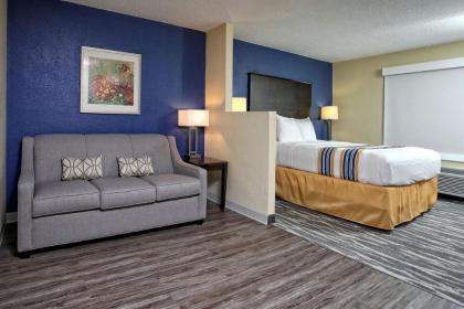 Eagles Nest Inn - image 3