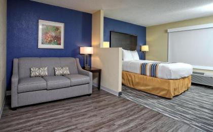 Eagles Nest Inn - image 6