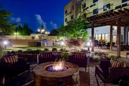 Courtyard By Marriott Statesville Nc