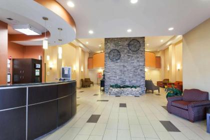 Comfort Inn & Suites Statesville - Mooresville - image 1