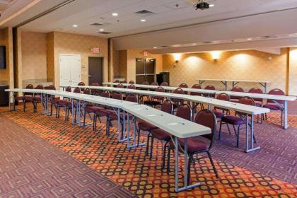 Comfort Inn & Suites Statesville - Mooresville - image 4