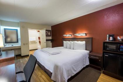 Red Roof Inn PLUS+ Statesville - image 8