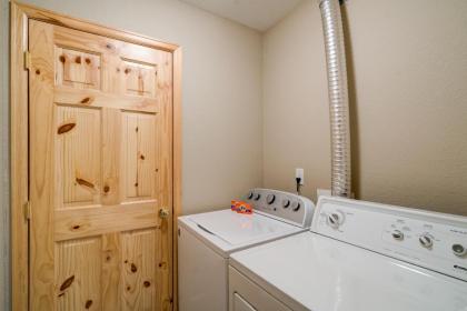 #1018 3 Bed 3 Bath Mountain Townhome - image 12