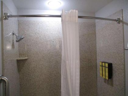 Best Western Plus Stephenville Inn - image 15