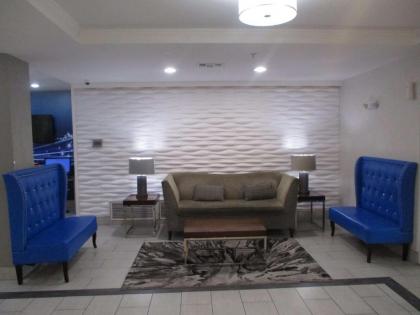 Best Western Plus Stephenville Inn - image 2