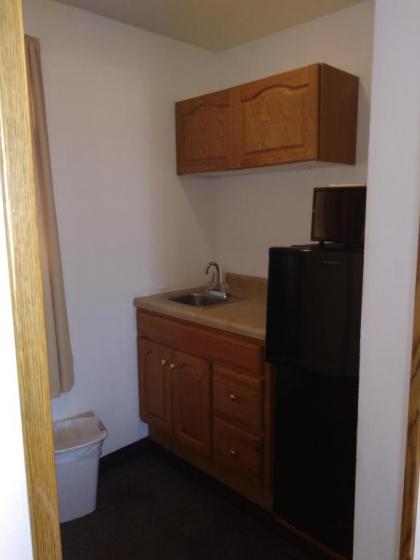 Knights Inn Stevens Point - image 8