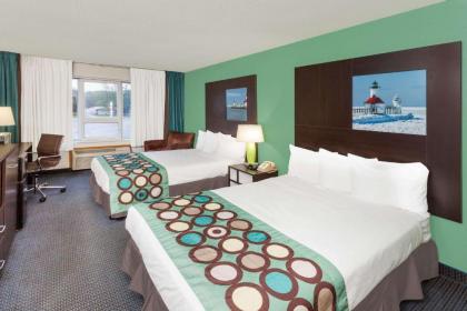 Super 8 by Wyndham Stevensville - image 6