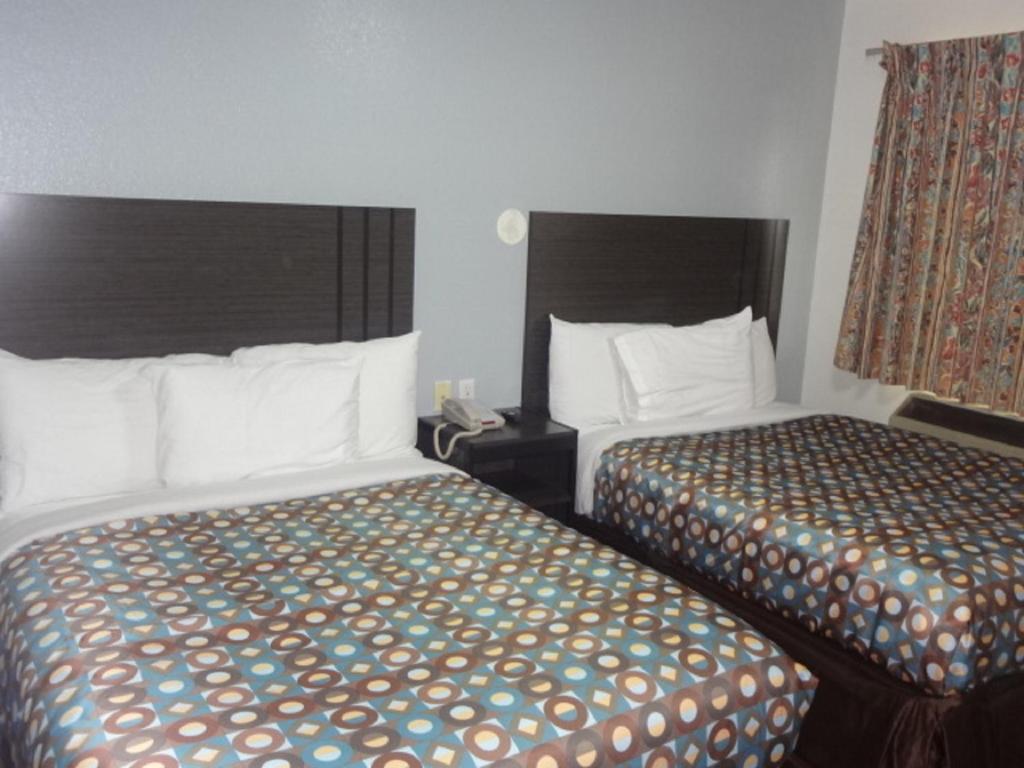 Americas Best Value Inn Stillwater - image 4