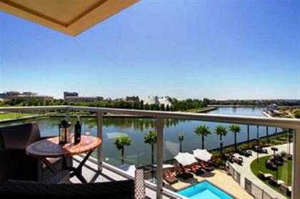 University Plaza Waterfront Hotel - image 10