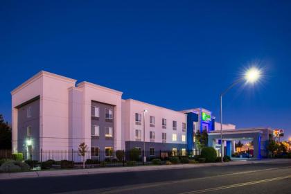 Holiday Inn Express Stockton Southeast an IHG Hotel - image 15
