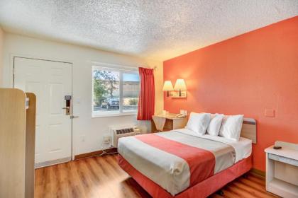 Motel 6-Stockton CA - North - image 4