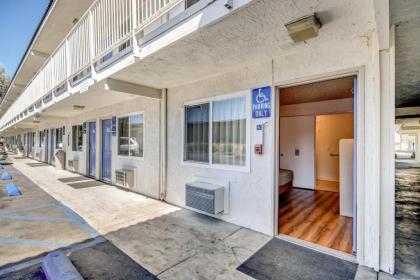 Motel 6-Stockton CA - North - image 6