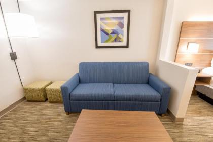 Holiday Inn Express Atlanta-Stone Mountain an IHG Hotel - image 8