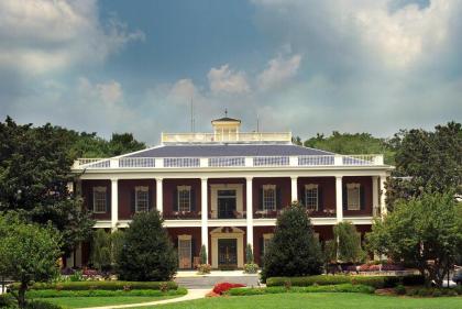 Stone Mountain Inn - image 2