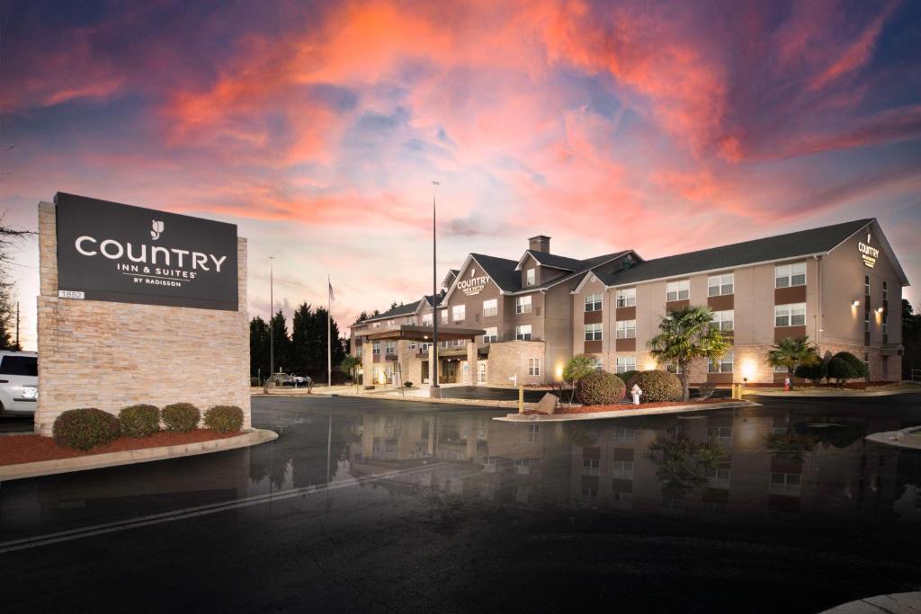 Country Inn & Suites by Radisson Stone Mountain GA - main image