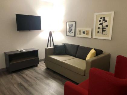 Country Inn & Suites by Radisson Stone Mountain GA - image 4