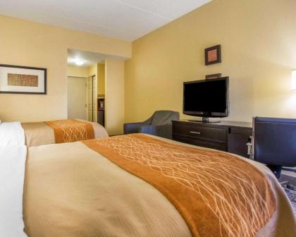 Comfort Inn & Suites at Stone Mountain - image 12