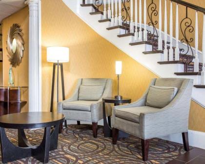 Comfort Inn & Suites at Stone Mountain - image 7