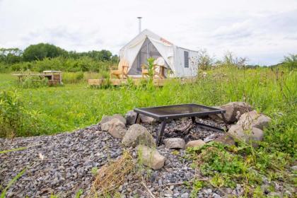 tentrr Signature   Orchard tent Stone Ridge