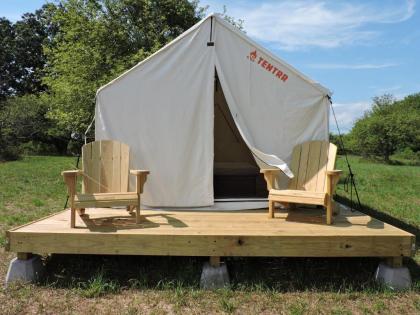 Luxury tents in Stone Ridge New York