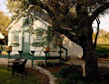 Rose Hill Retreat AAA Four Diamond Inn - image 15
