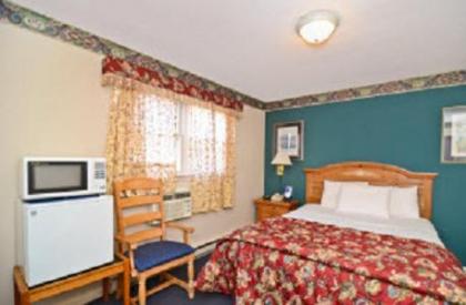 Americas Best Value Inn - Stonington - image 2