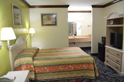 Economy Inn Cuyahoga Falls - image 10