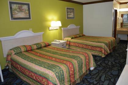Economy Inn Cuyahoga Falls - image 2