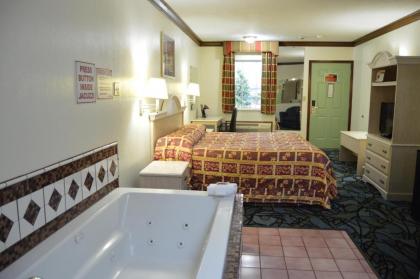 Economy Inn Cuyahoga Falls - image 8