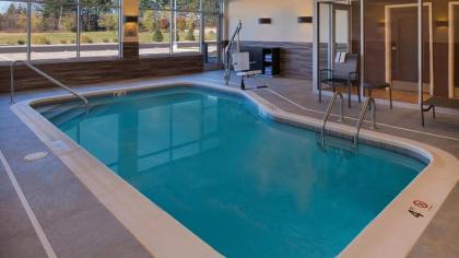 Fairfield Inn & Suites by Marriott Akron Stow - image 12